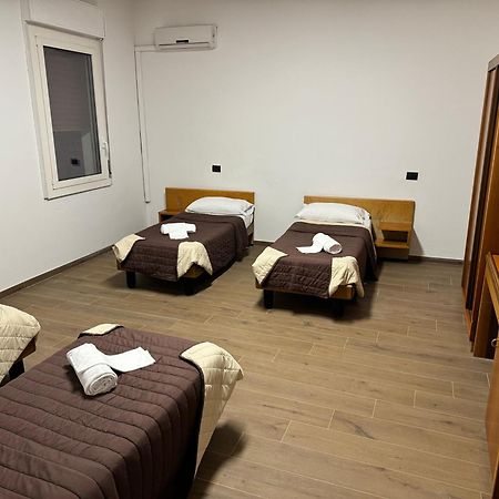 Hotel La Torre 福尔米吉内 外观 照片